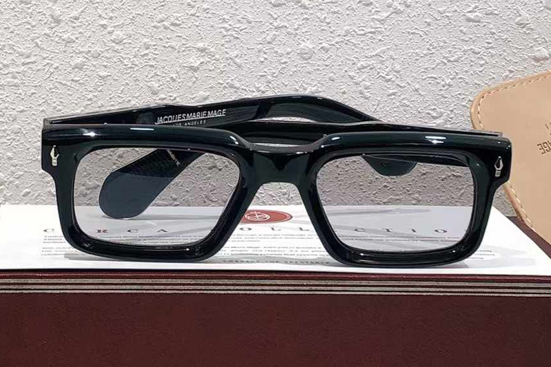 glasses