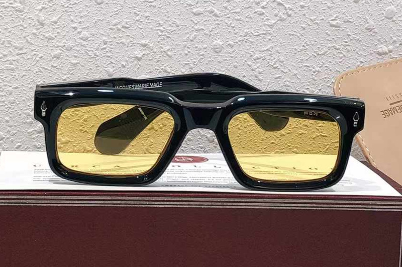 glasses