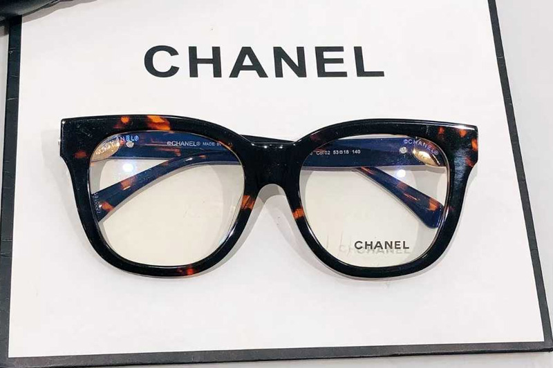 glasses