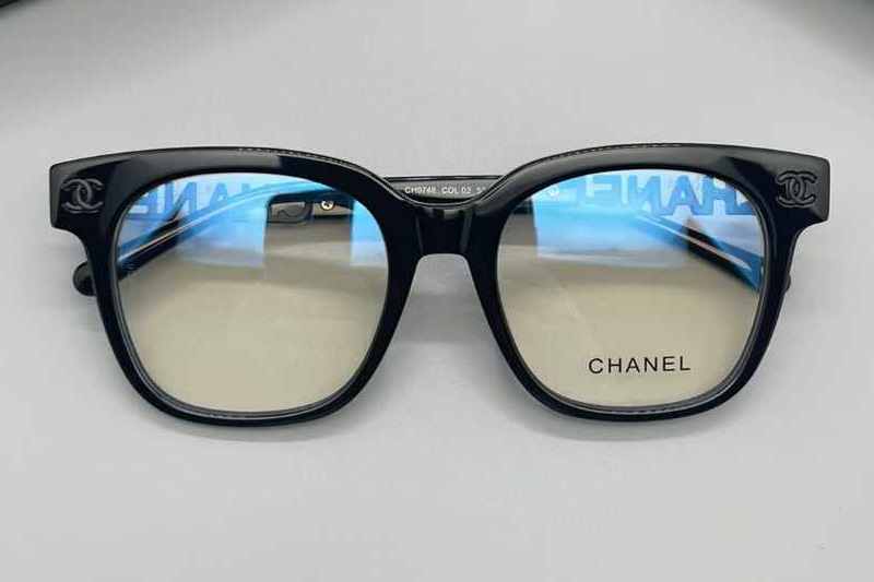 glasses