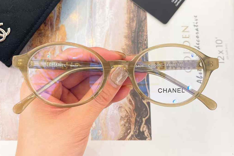 glasses