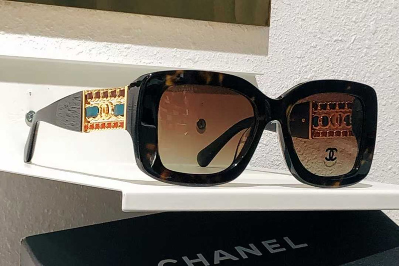 CH5535Q Sunglasses Tortoise Gradient Brown
