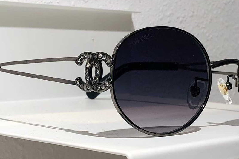 glasses