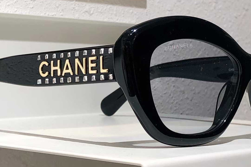 glasses