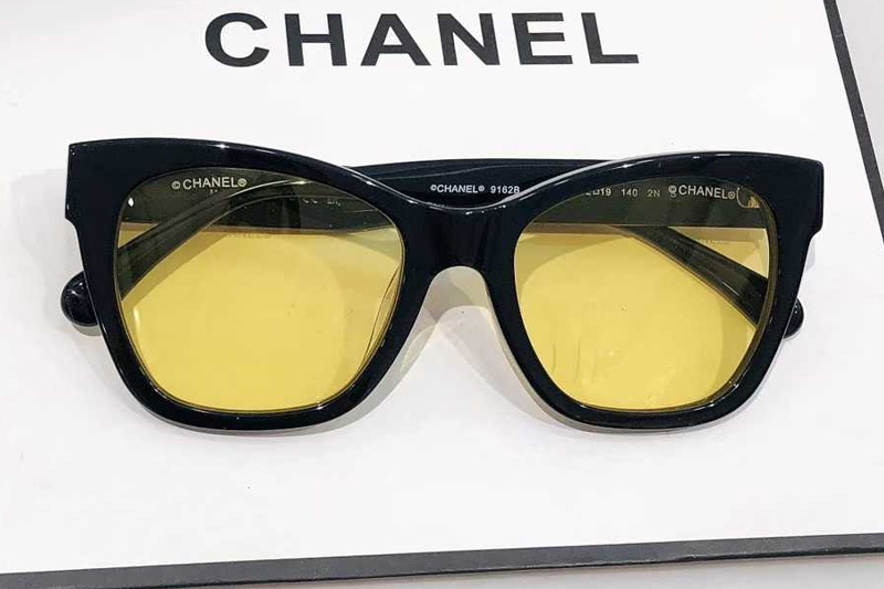 glasses