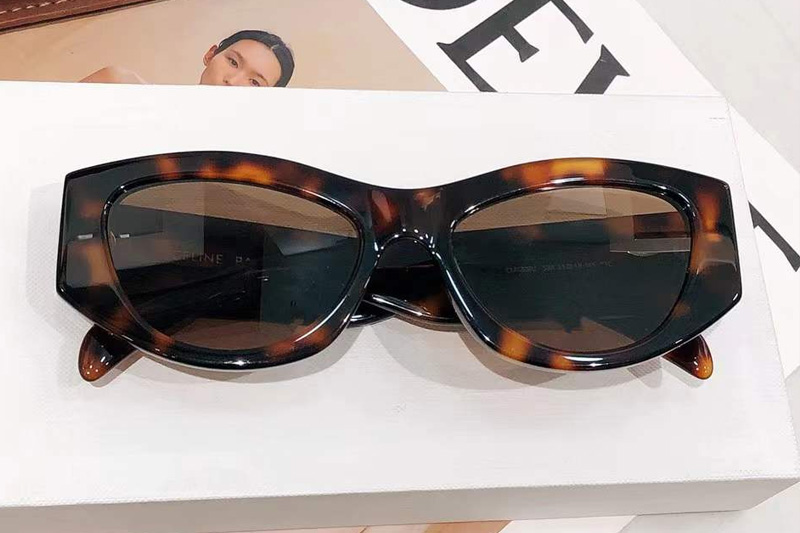 glasses