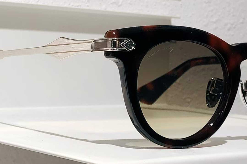glasses