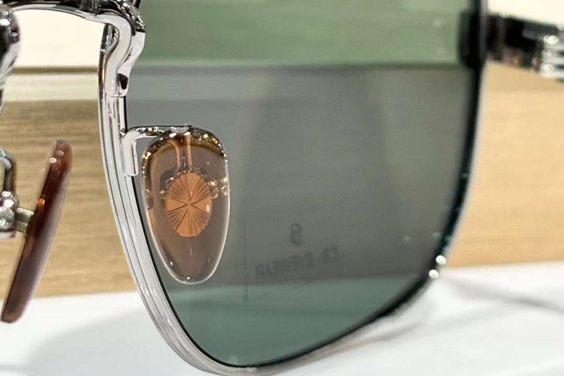 glasses
