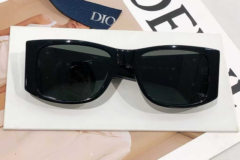 glasses
