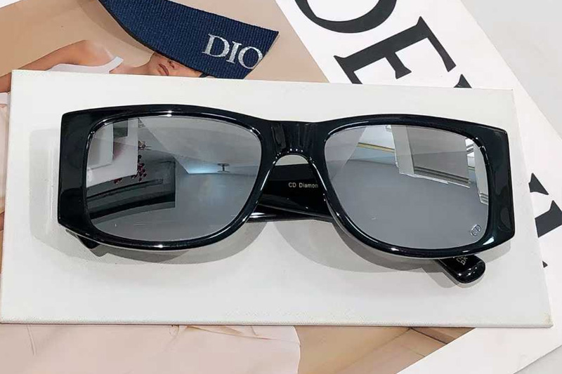 glasses