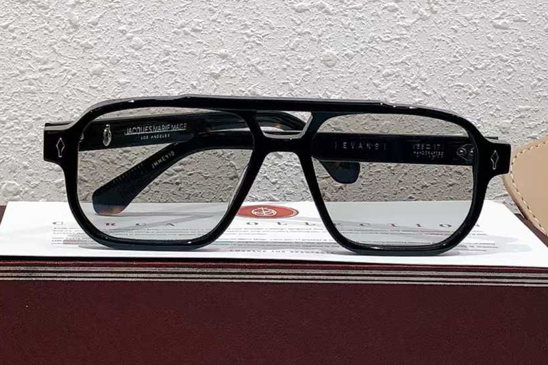 glasses