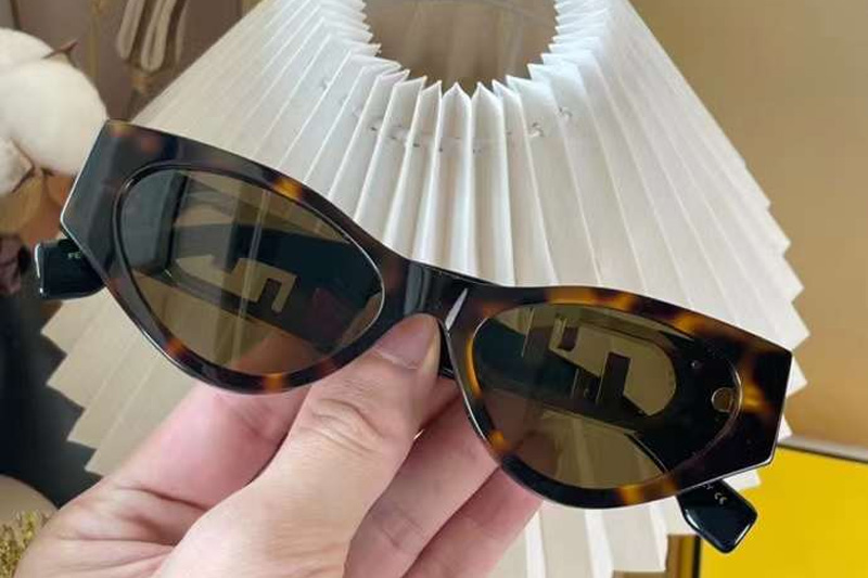 glasses