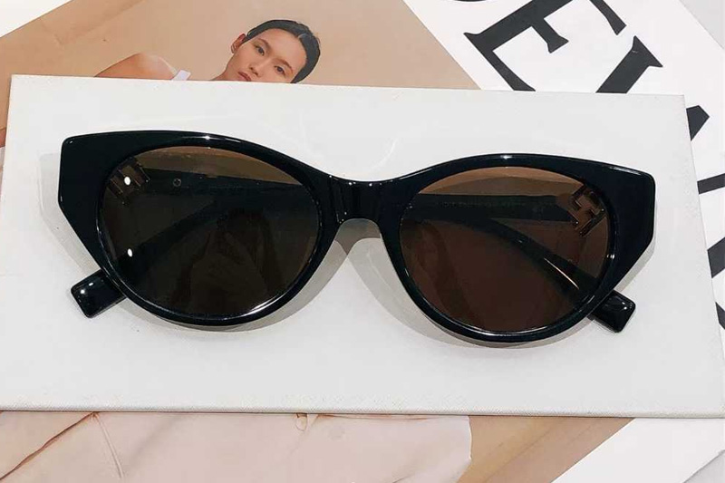 glasses