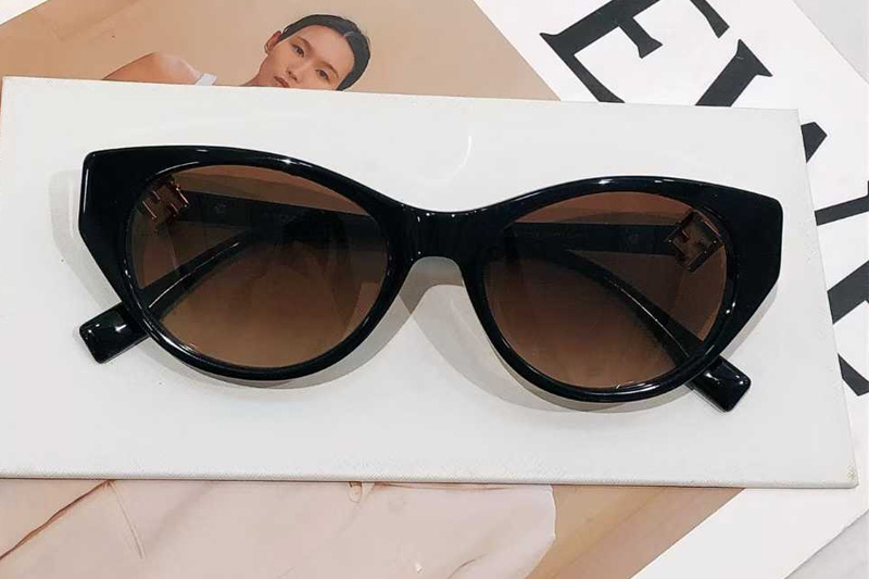 glasses