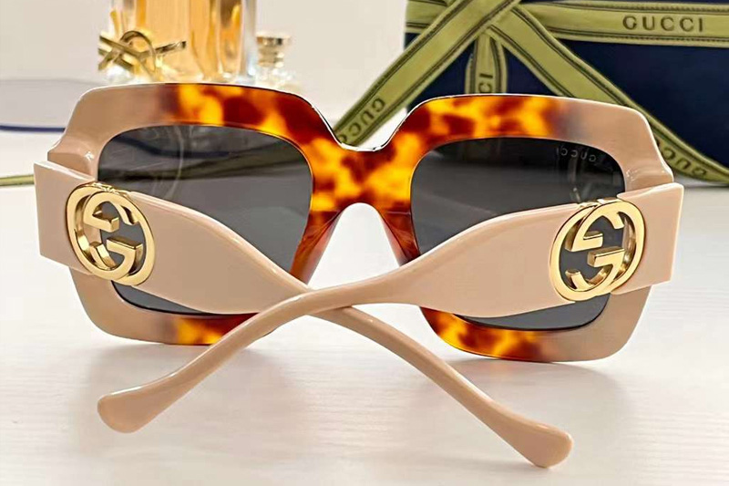 glasses