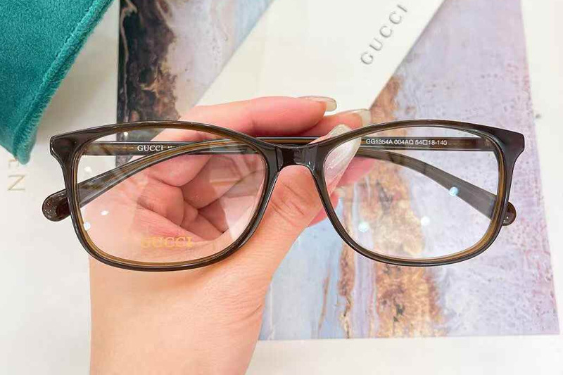 glasses