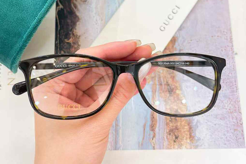 glasses