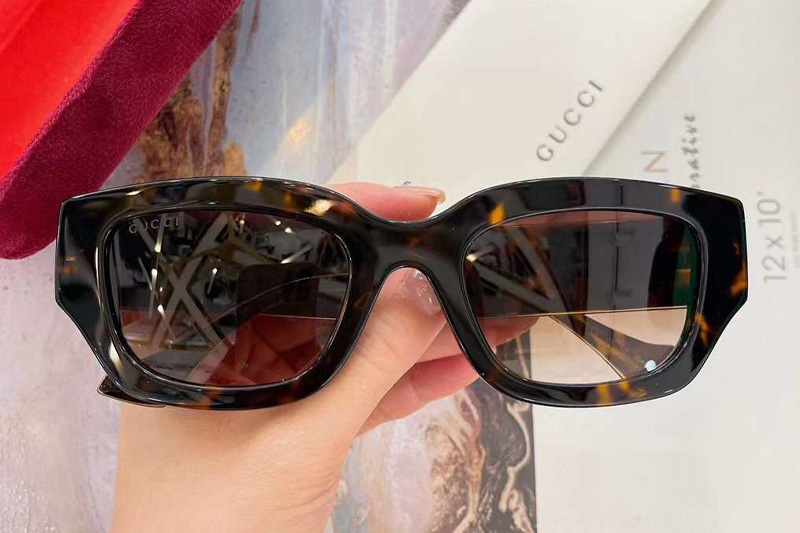 glasses