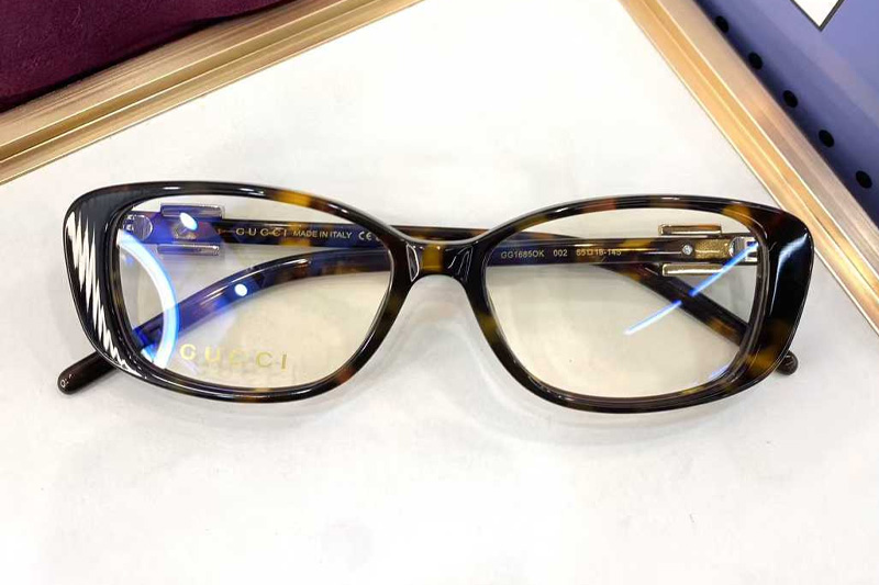 glasses