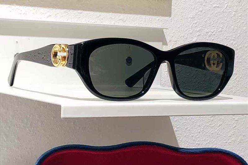 glasses