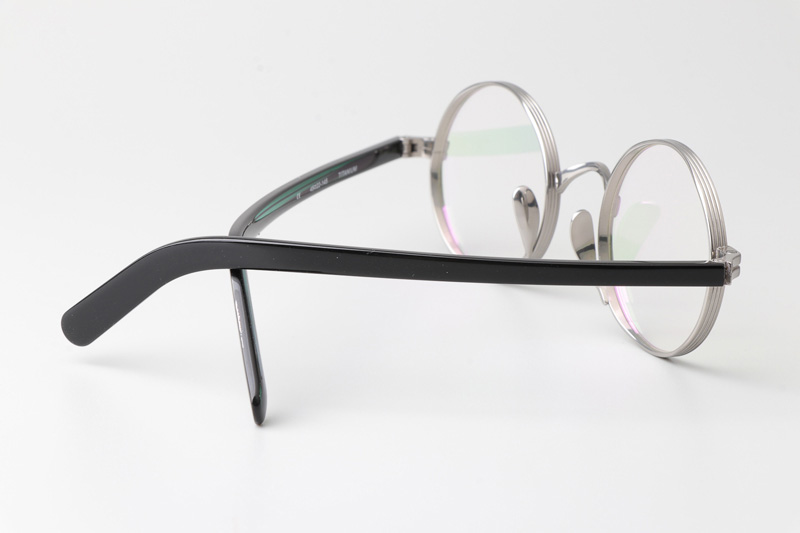 glasses