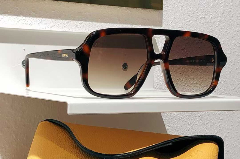 glasses