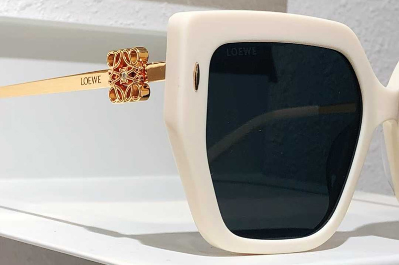 glasses