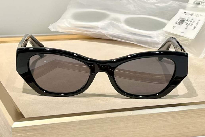 glasses