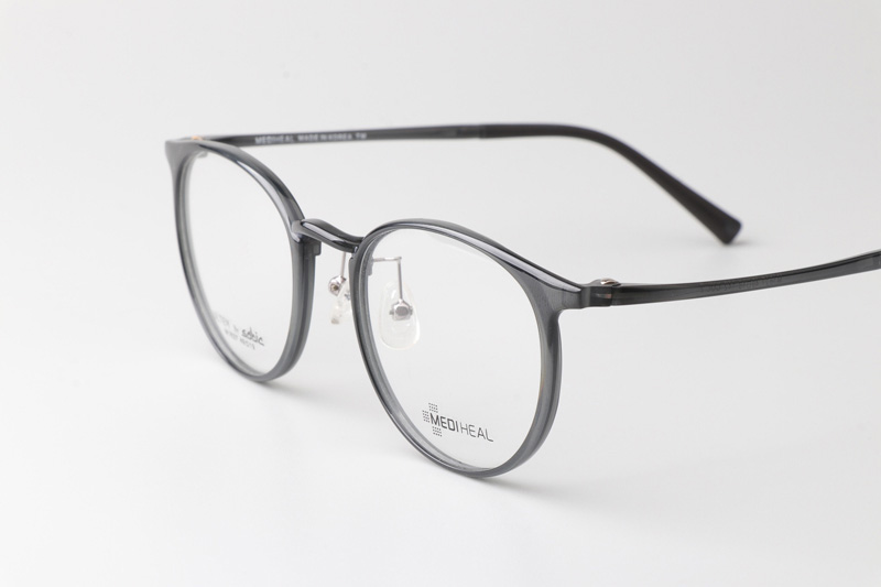 glasses