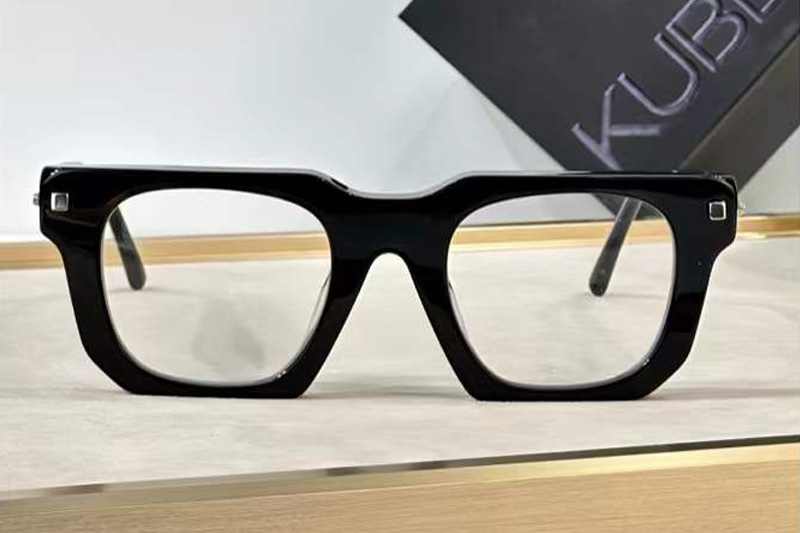 glasses