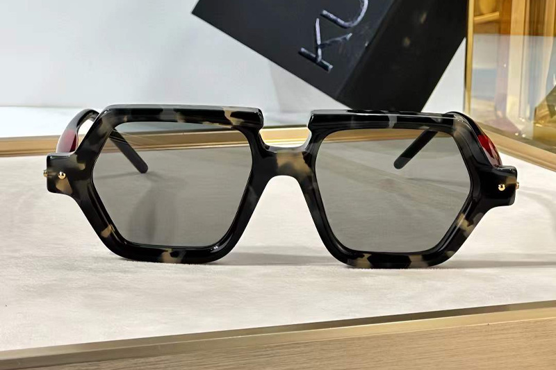 glasses