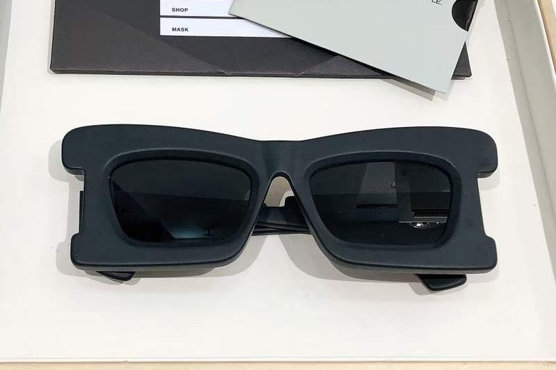 glasses