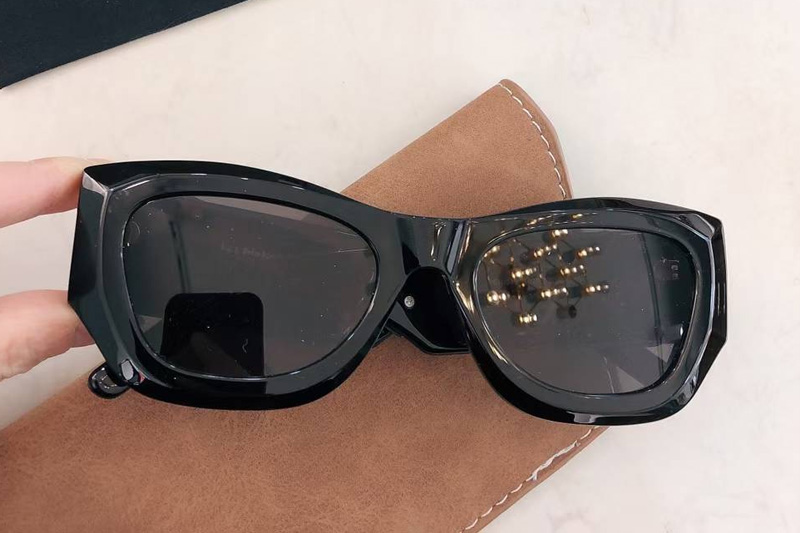 glasses