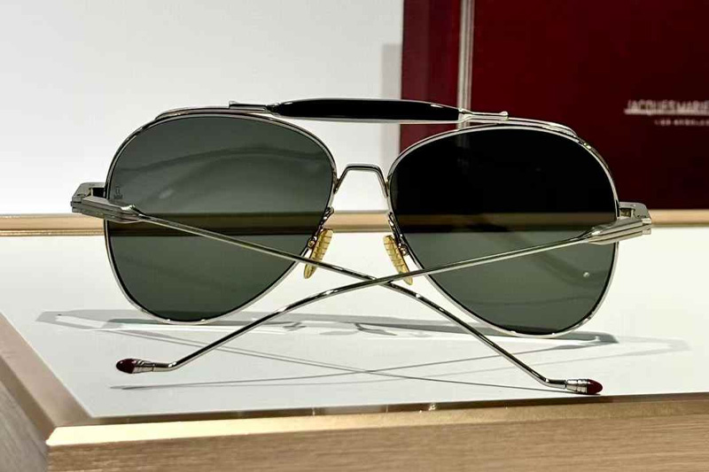 glasses