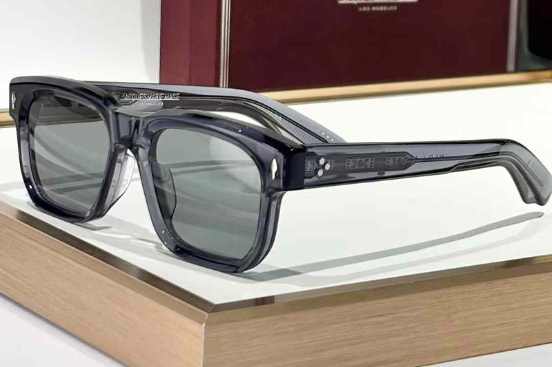 glasses