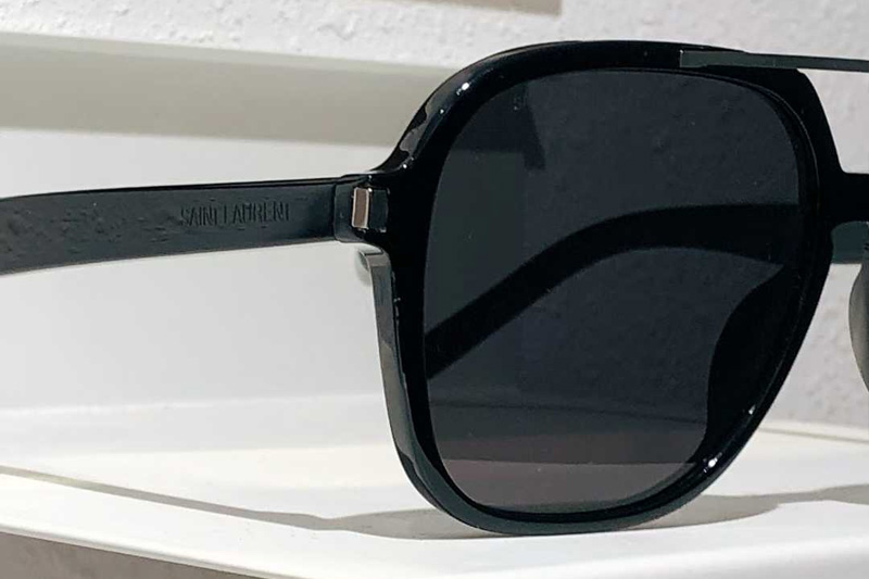 glasses
