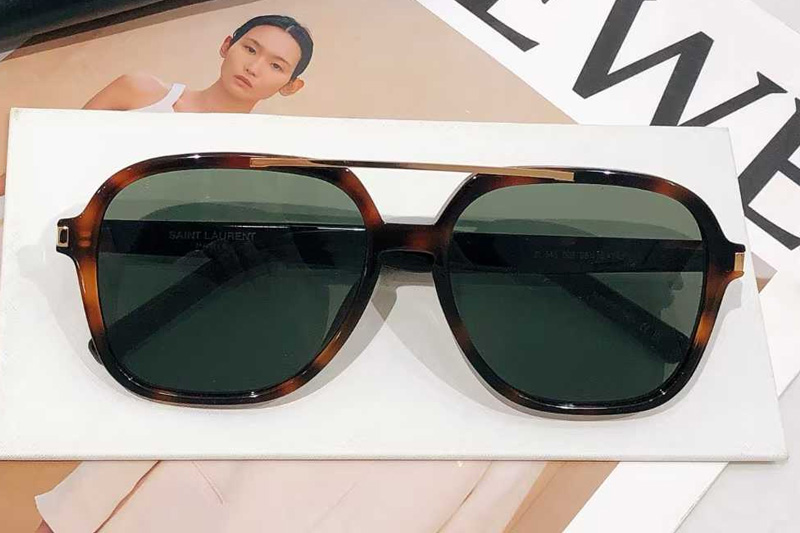 glasses