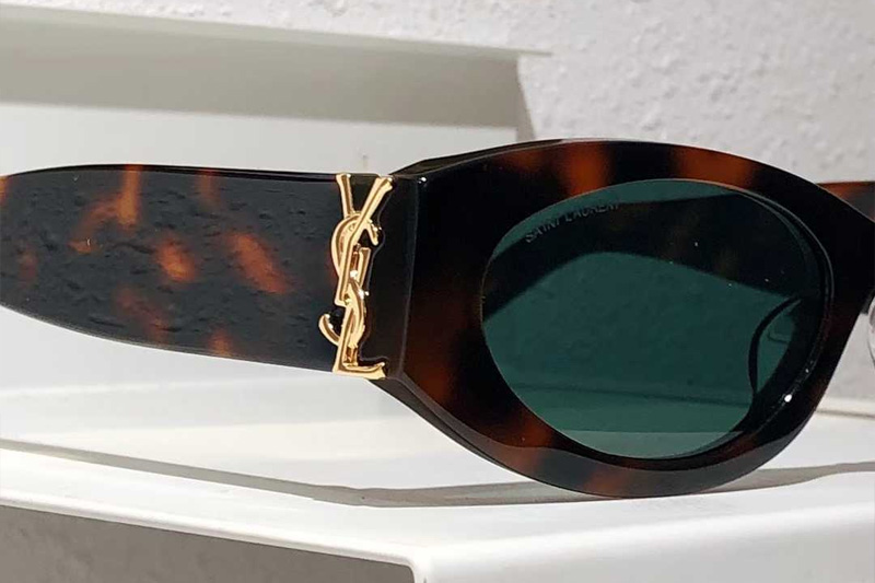 glasses