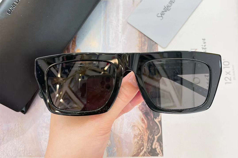 glasses