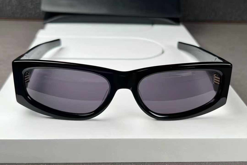 glasses
