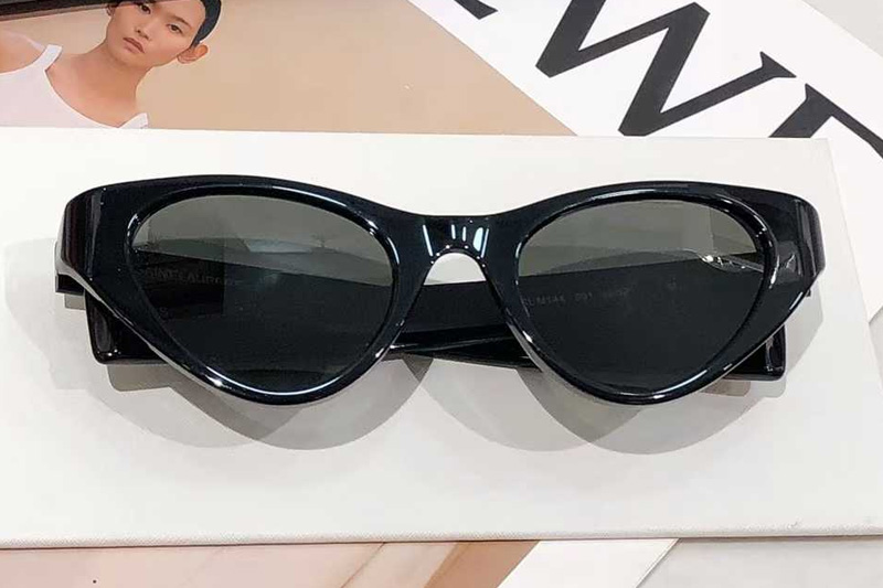 glasses