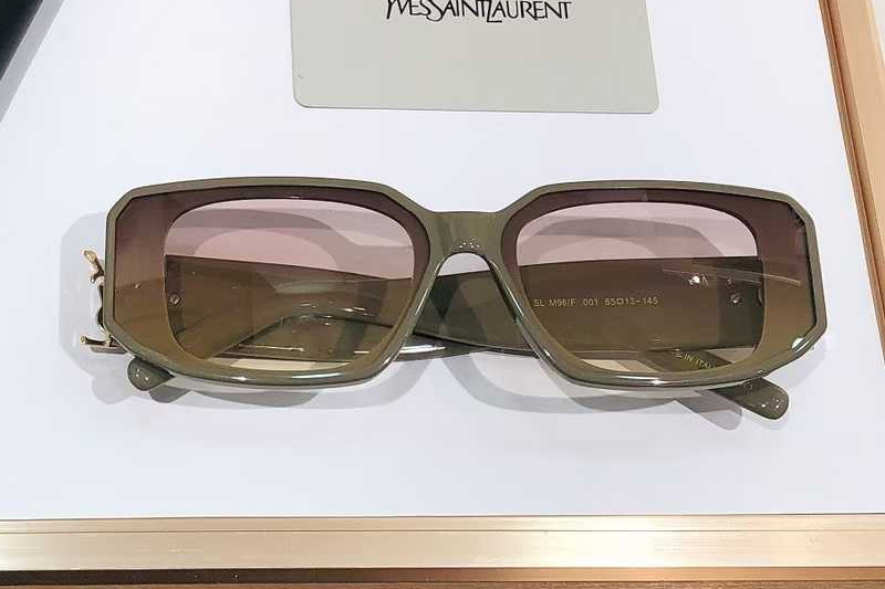 glasses