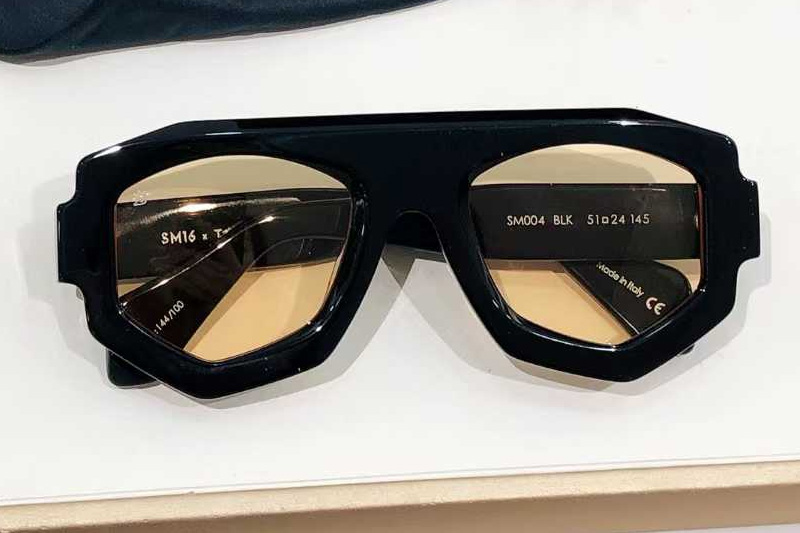 glasses
