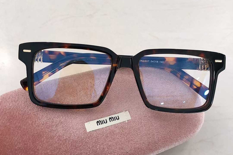 glasses
