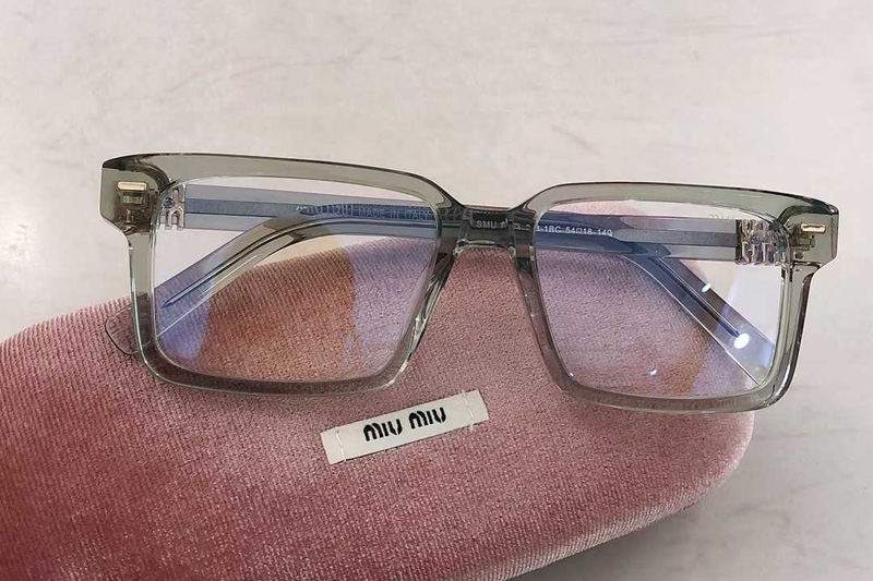 glasses