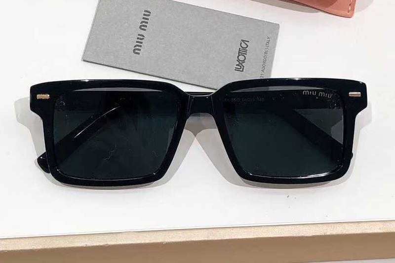 glasses