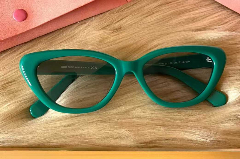 glasses