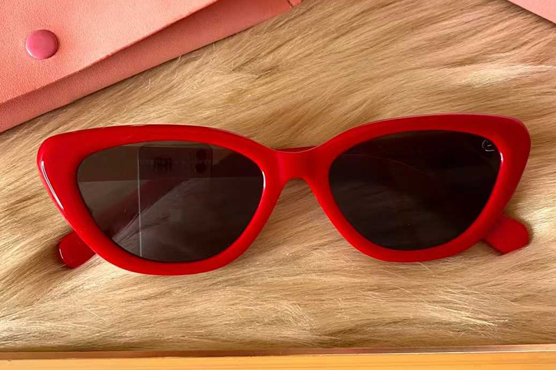 glasses