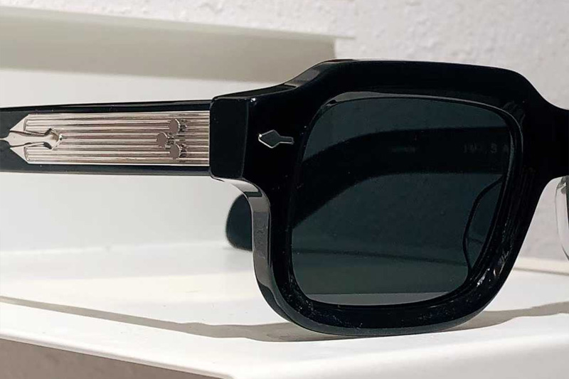 glasses