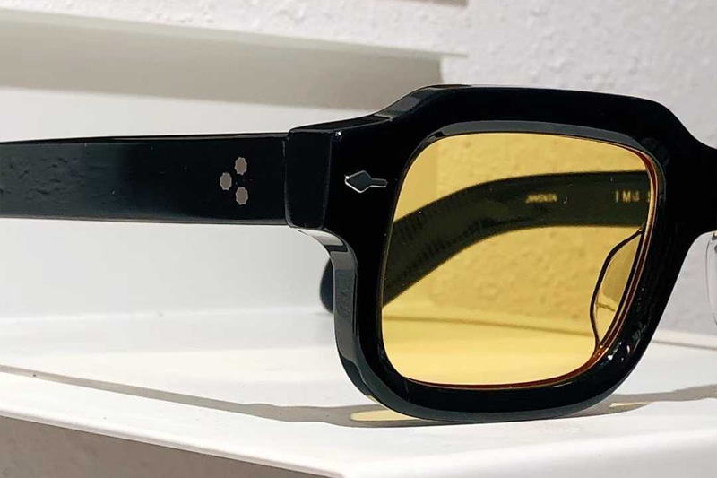 glasses